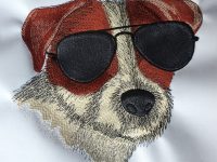 Stickerei - Hund mit Sonnenbrille